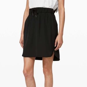 lululemon On the Fly Skirt- Black size 4